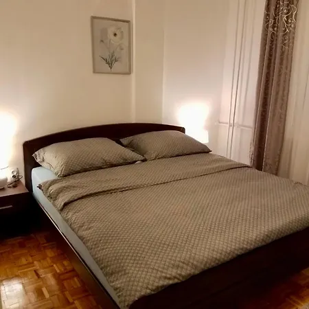 Mmaya Apartment